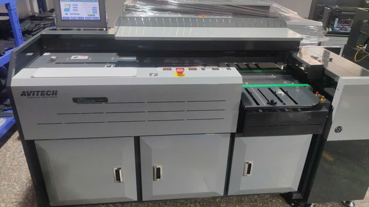 Máy Vô Keo Gáy Tự Động AV-200A